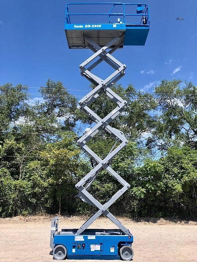 Used 2014 GENIE GS3246