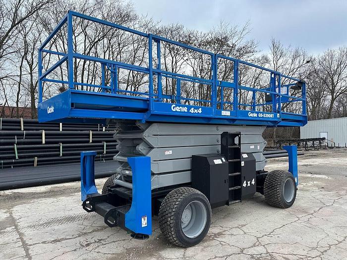 Used 2014 GENIE GS-5390RT