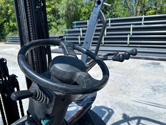 Used 2013 TOYOTA 8FGU25