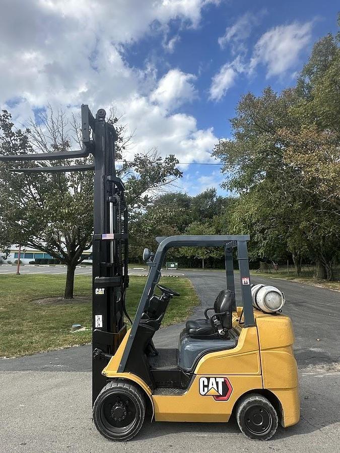 Used MITSUBISHI FGC30N