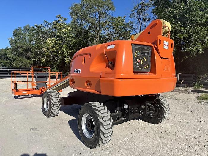 Used 2014 JLG 400S