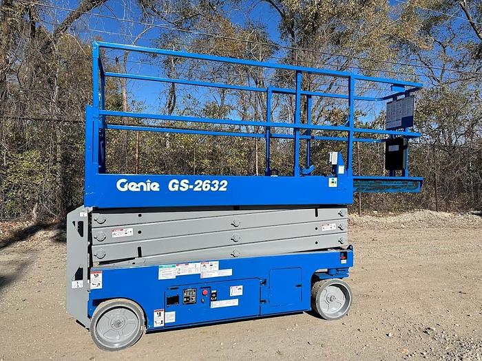 Used 2015 GENIE GS2632