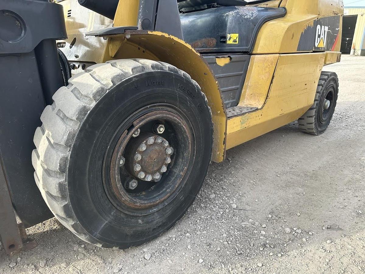 Used 2017 CATERPILLAR GP55N1