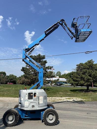 Used 2014 GENIE Z34/22IC