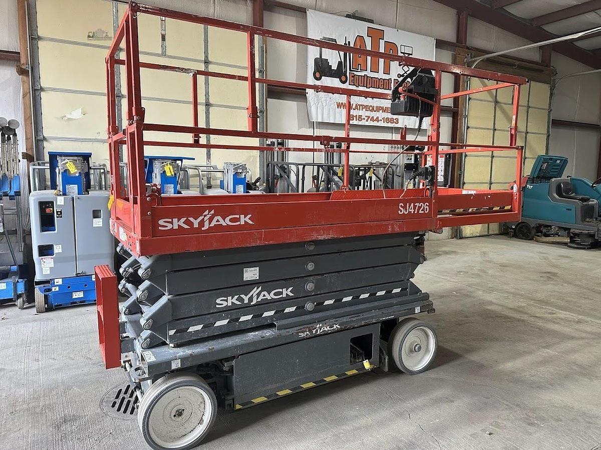 Used 2022 SKYJACK SJ4726