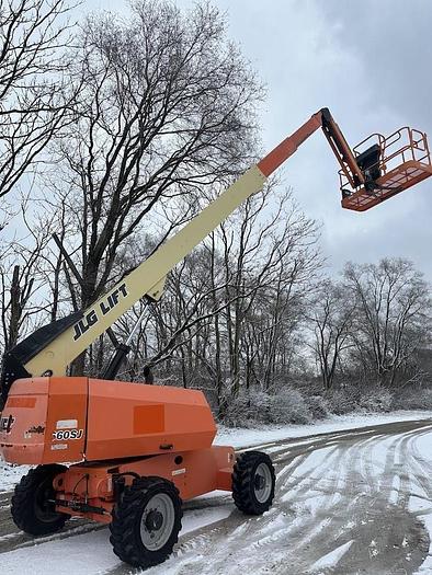 Used 2017 JLG 660SJ