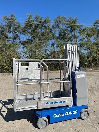 Used 2013 GENIE GR20