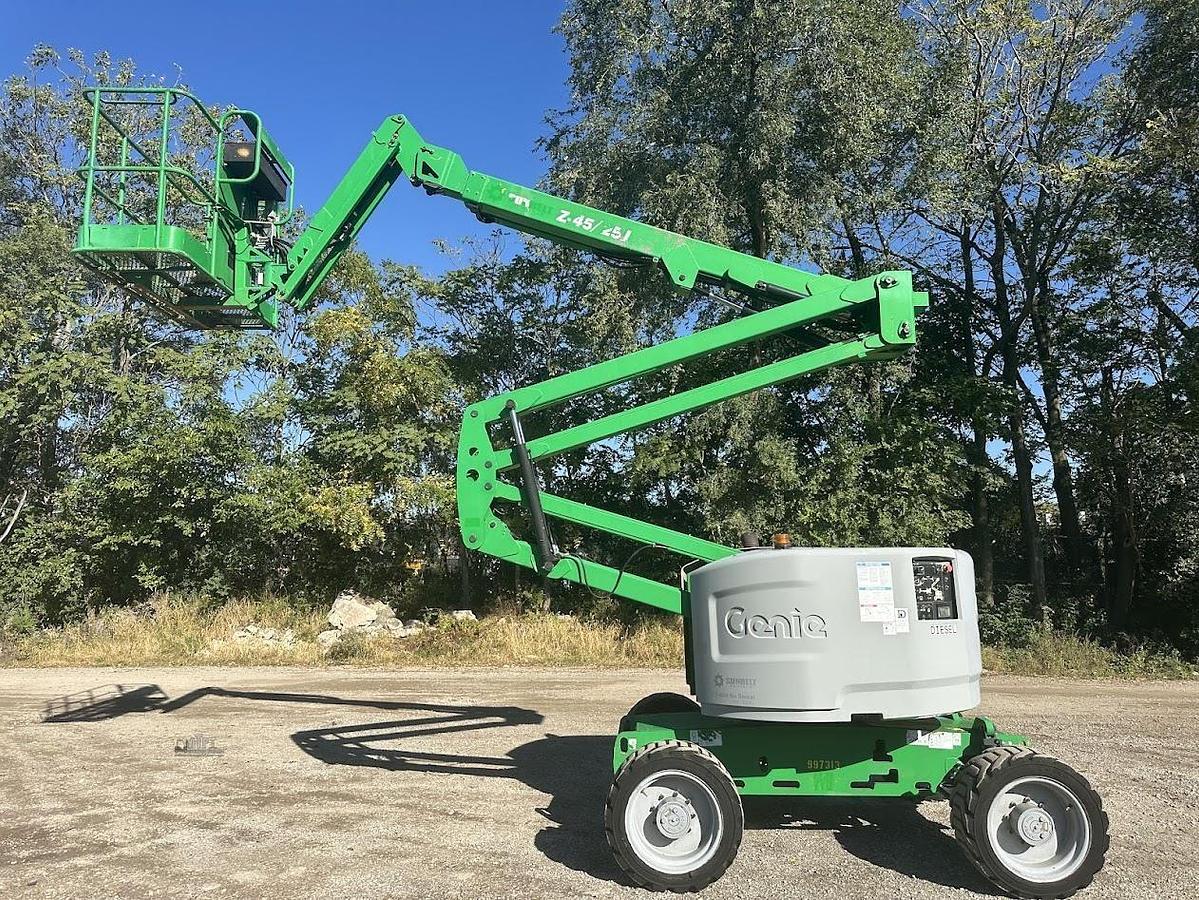 Used 2017 GENIE Z45/25JIC