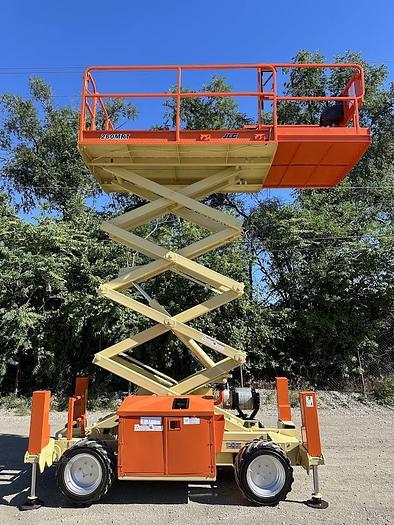 Used 2015 JLG 260MRT