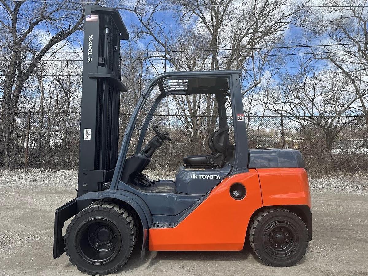 Used 2018 TOYOTA 8FD40U