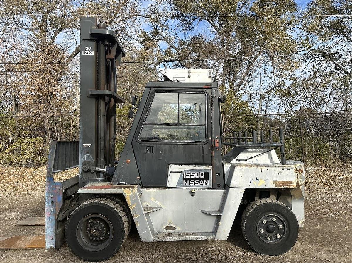 Used NISSAN VF05H70V