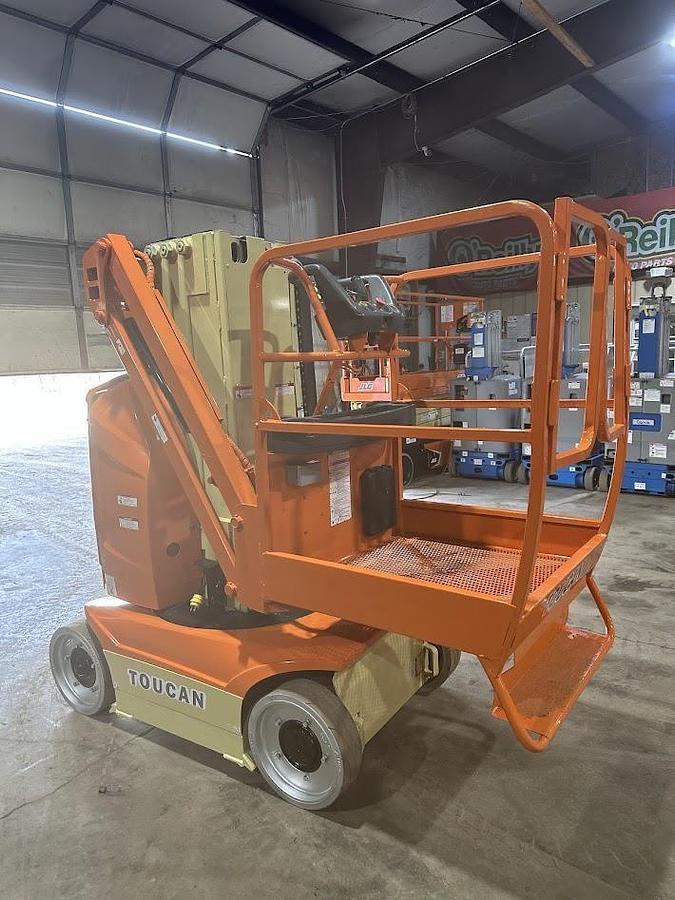 Used 2012 JLG TOUCAN 20E
