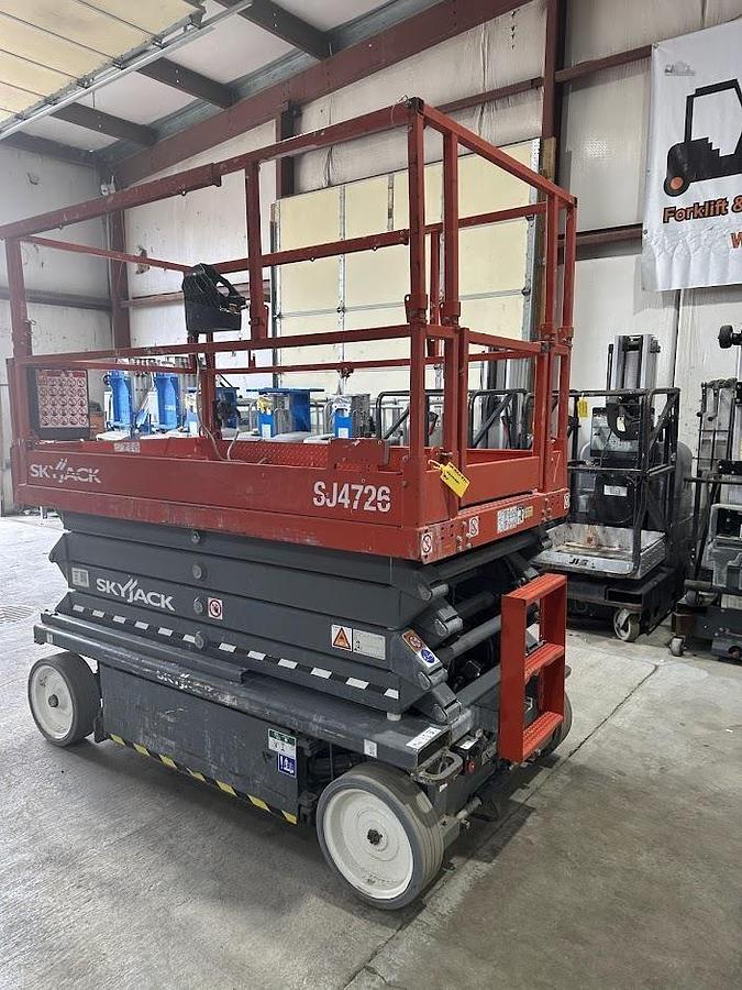 Used 2022 SKYJACK SJ4726