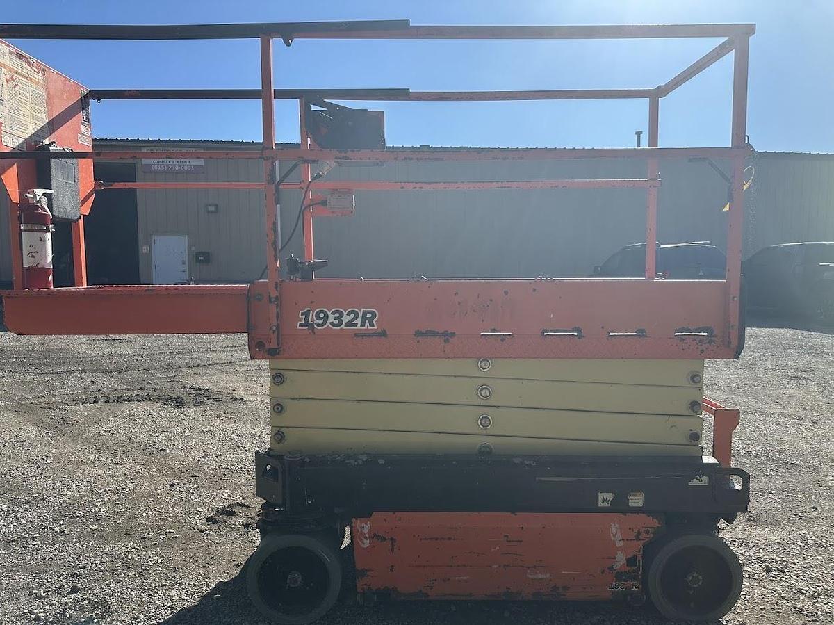 Used 2018 JLG 1932R