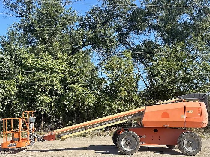 Used JLG 600S