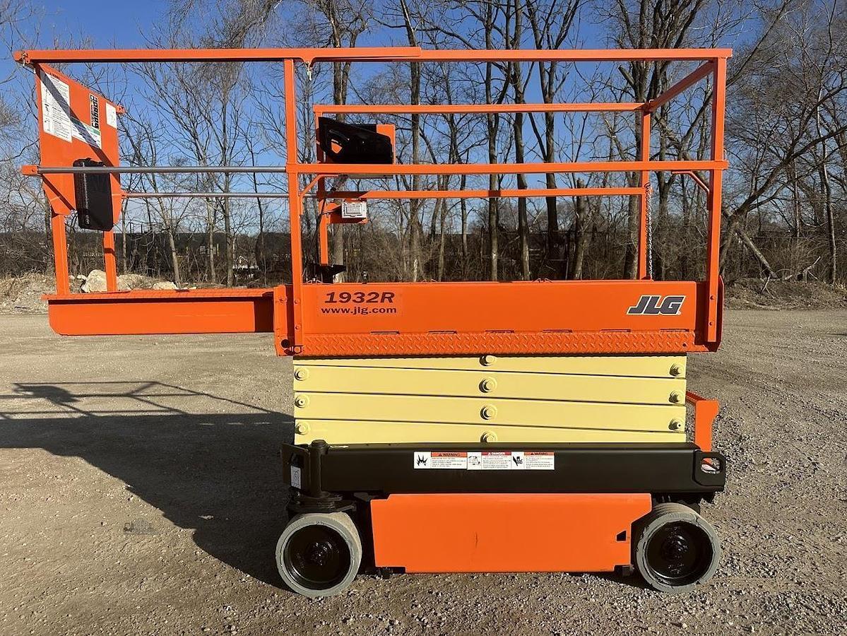 Used 2018 JLG 1932R