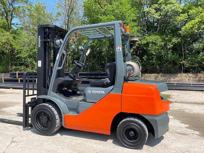 Used 2009 TOYOTA 8FGU30