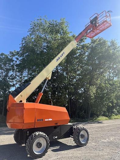 Used 2015 JLG 600S