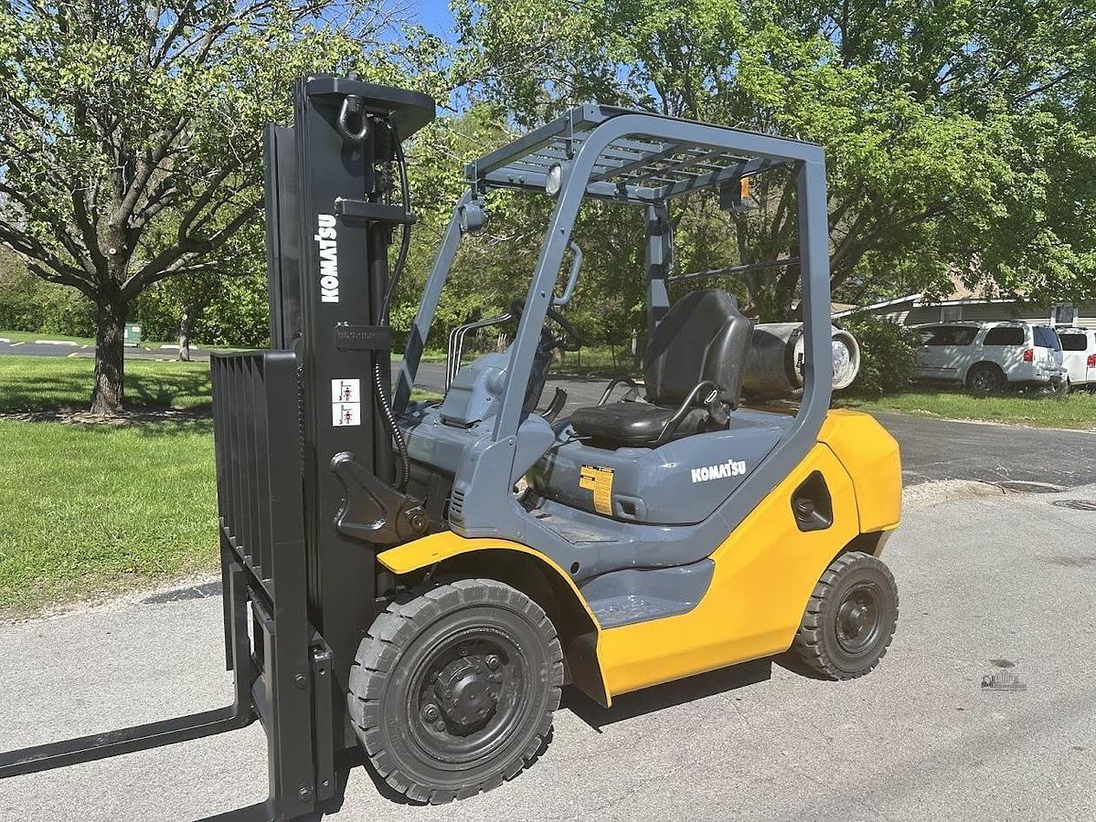 Used 2012 KOMATSU FG25T-16