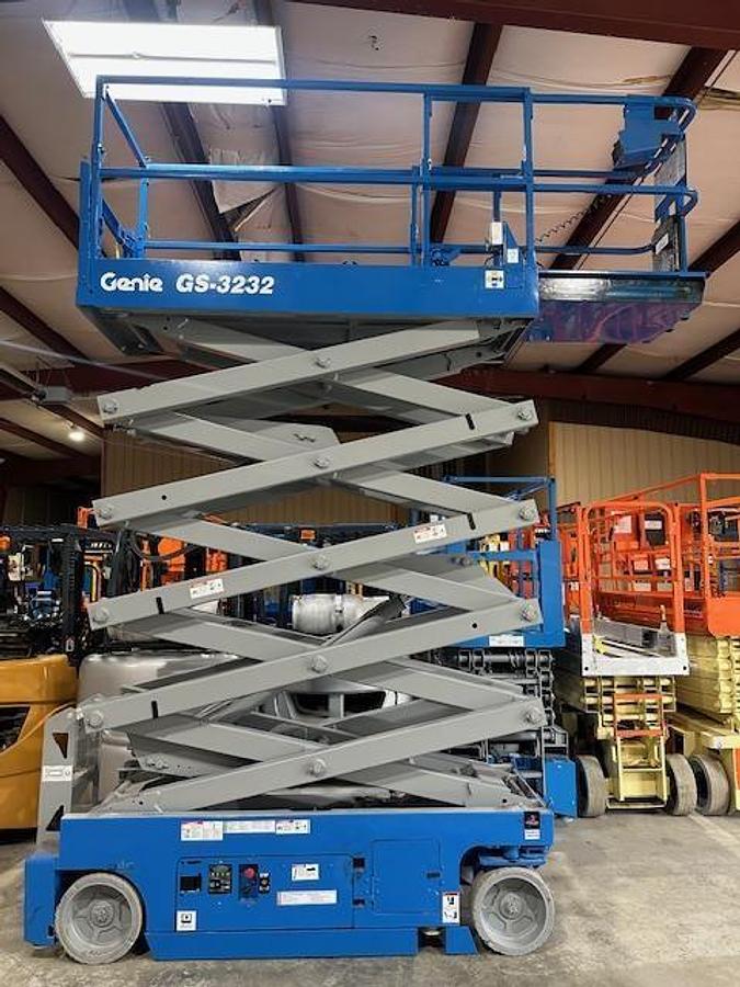 Used 2016 GENIE GS3232