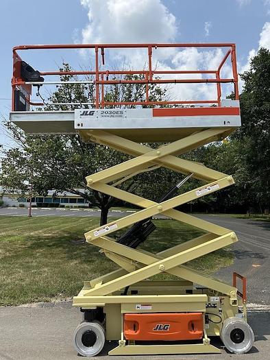 Used 2014 JLG 2030ES