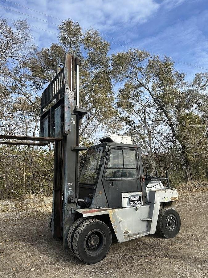 Used NISSAN VF05H70V