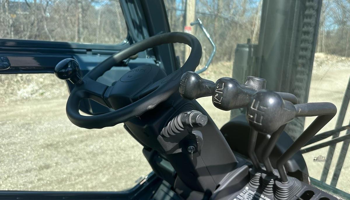 Used 2017 TOYOTA 8FD45U