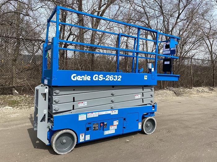 Used 2013 GENIE GS-2632