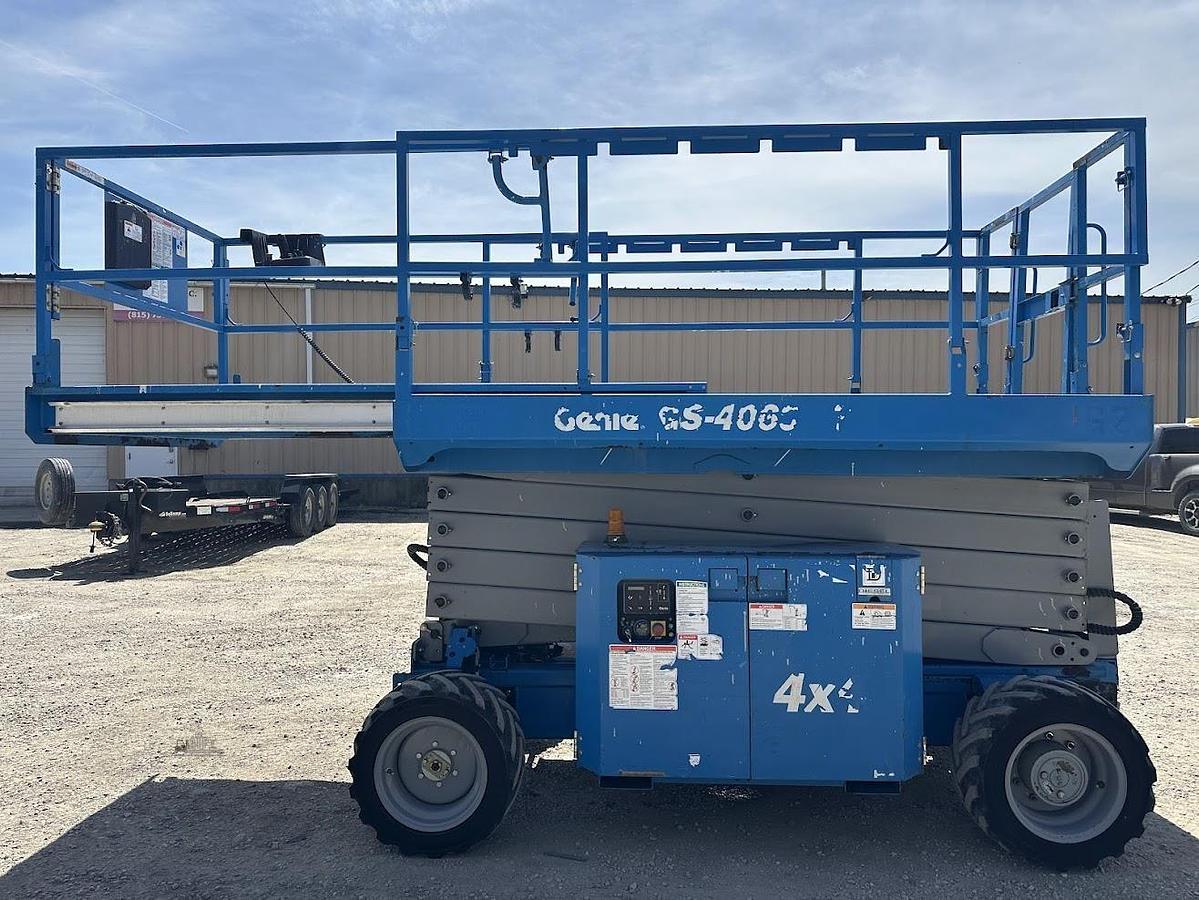 Used 2013 GENIE GS4069RT