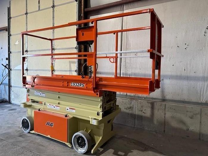 Used 2014 JLG 1932RS