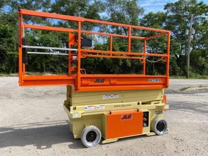 Used 2015 JLG 1932RS