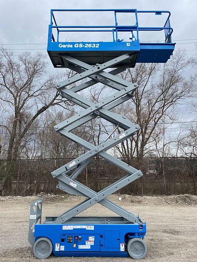 Used 2013 GENIE GS-2632