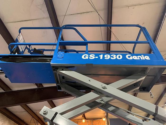 Used 2013 GENIE GS-1930