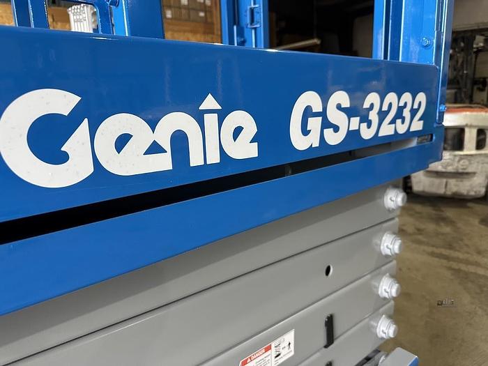 Used 2016 GENIE GS3232