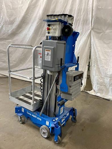 Used 2012 GENIE AWP-25S