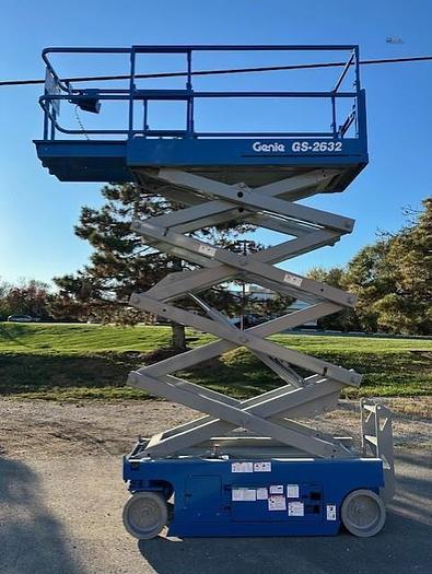 Used 2014 GENIE GS2632