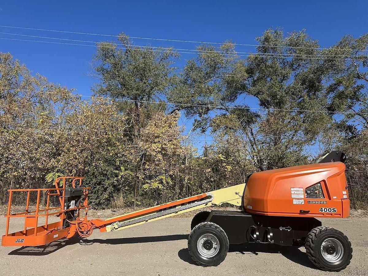 Used 2016 JLG 400S