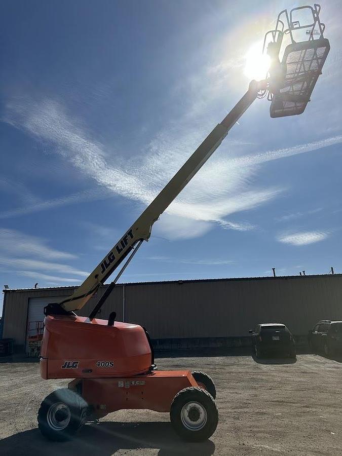 Used 2016 JLG 400S
