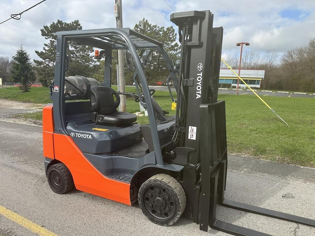 Used 2019 TOYOTA 8FGCU25