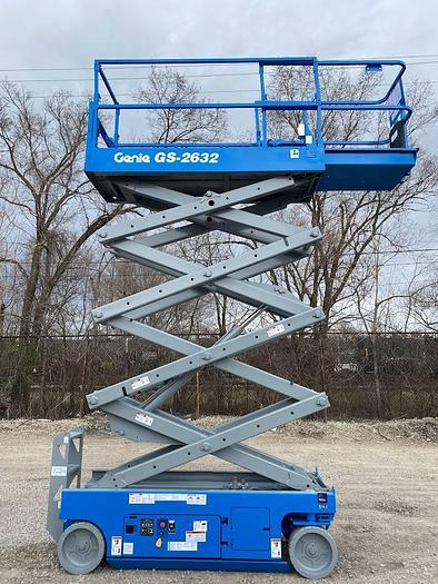 Used 2013 GENIE GS-2632