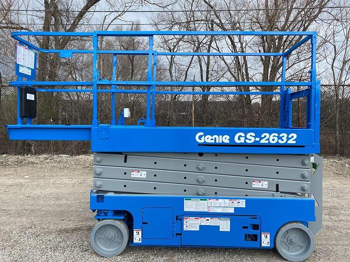 Used 2013 GENIE GS-2632
