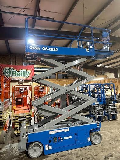 Used 2015 GENIE GS2032