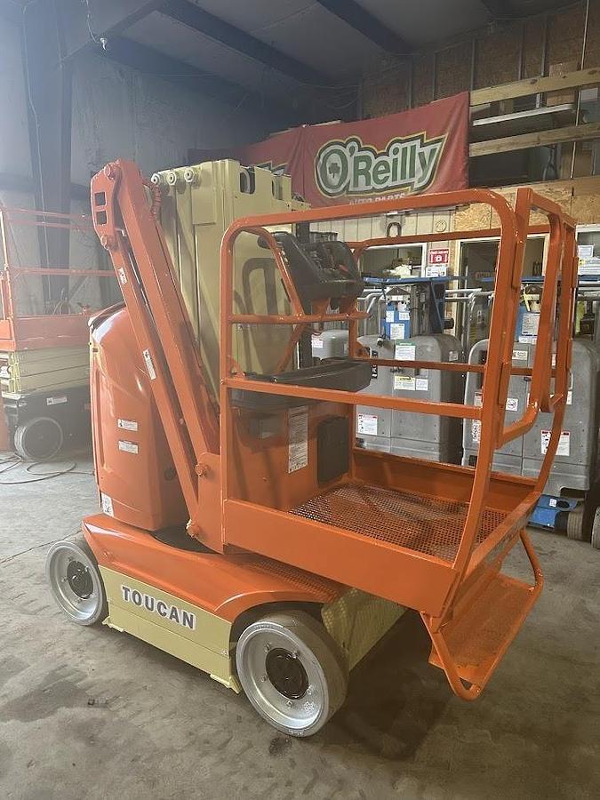 Used 2012 JLG TOUCAN 20E