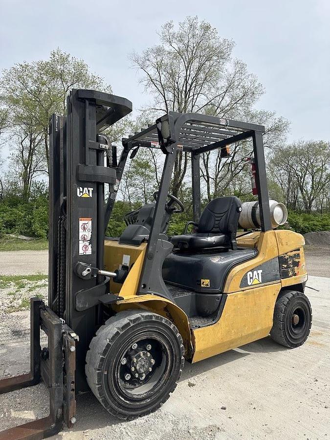 Used 2014 CATERPILLAR GP30N