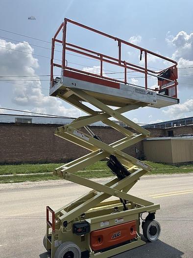 Used 2014 JLG 2030ES