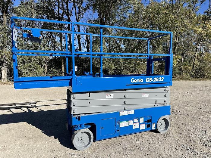 Used 2015 GENIE GS2632