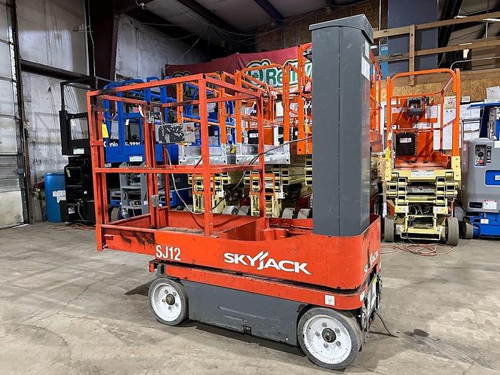 Used 2017 SKYJACK SJ12
