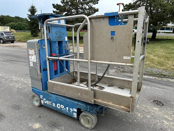Used 2016 GENIE GR12