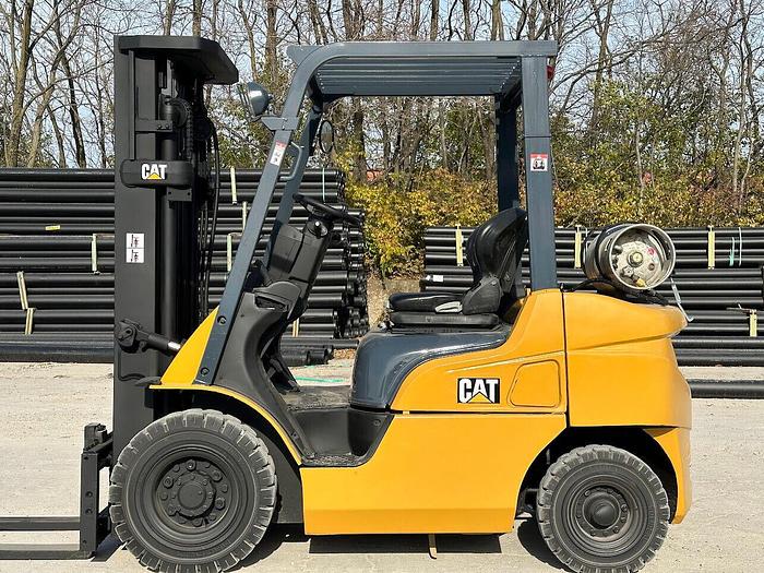 Used MITSUBISHI CATERPILLAR FG25N