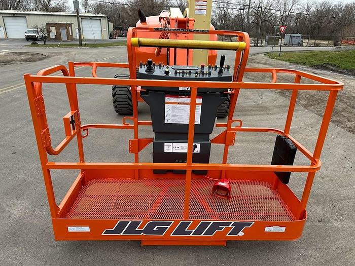 Used 2016 JLG 450AJ